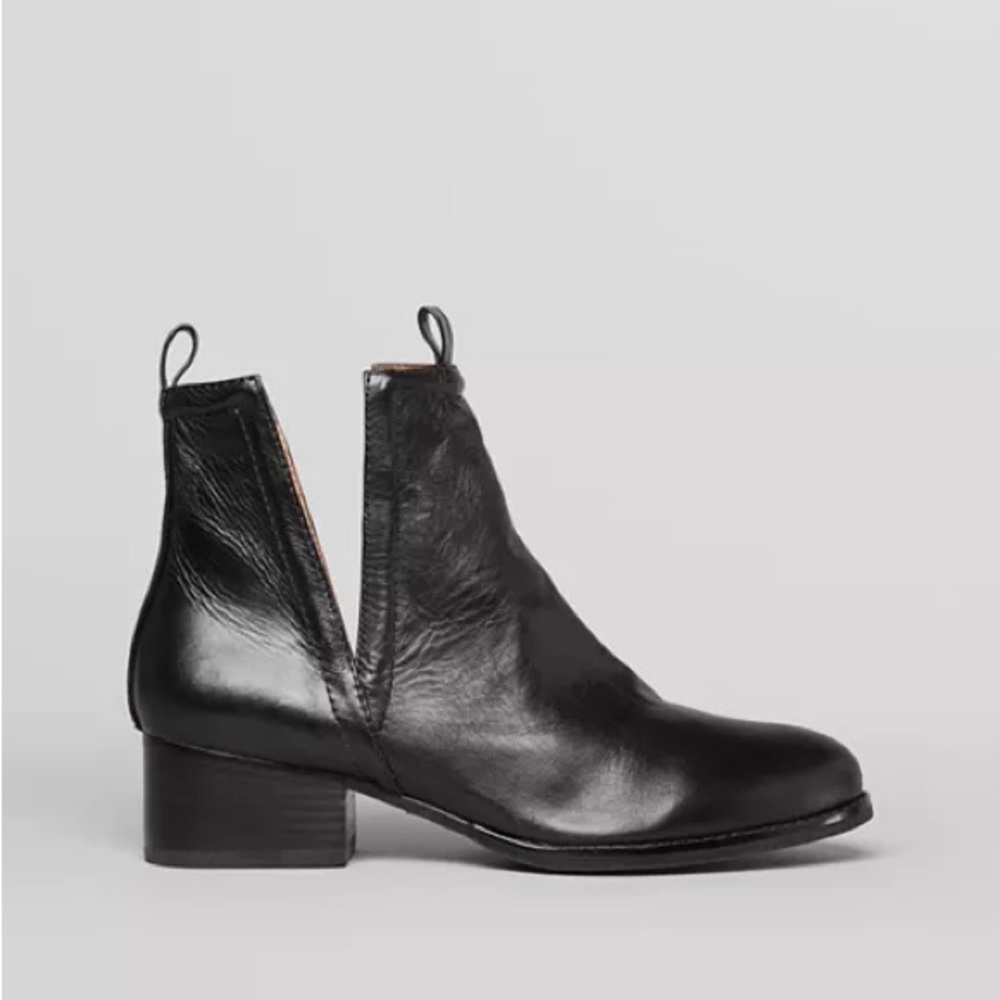 Jeffrey Campbell Booties Oriley Cut Out, size 7 - Picture 3 of 10
